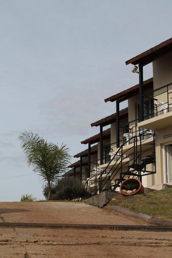 Brisas Del Lago Apartamentos Colon  Exterior foto